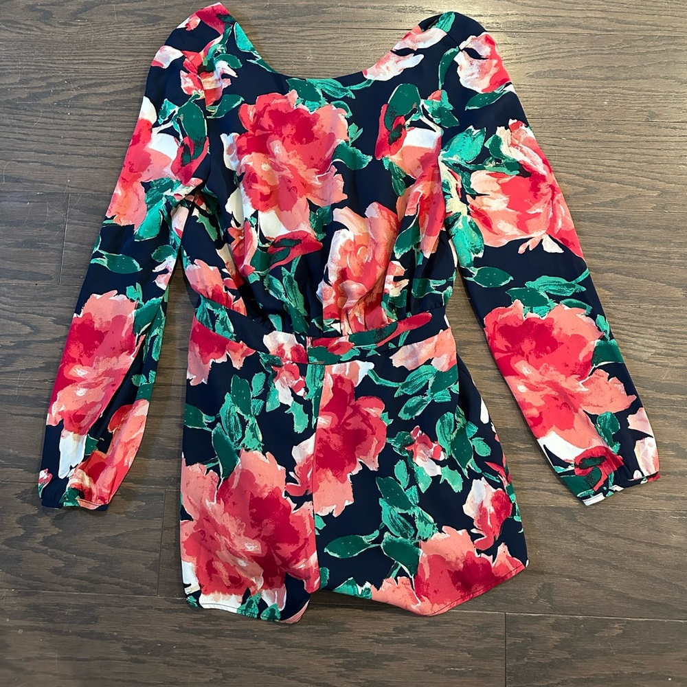 Lulus Floral Print Backless Long Sleeve Romper - M
